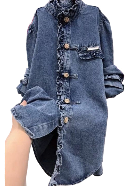 "Kvinnors jeansjacka med volangdetaljer, långa ärmar, ljus denim, feminin stil, avslappnad passform för vardag och fest."