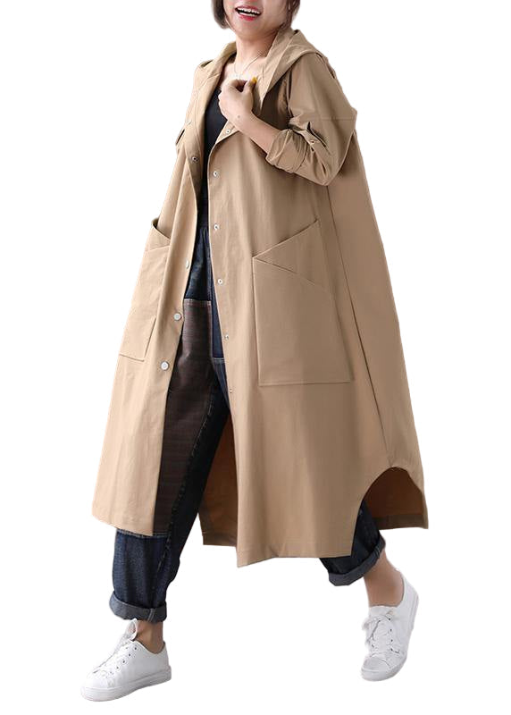 Kvinnors khaki baggy kappa med stora fickor, avslappnad passform för komfort, idealisk för vår och höst.
