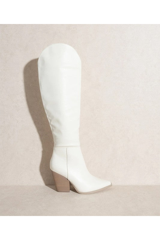"Kvinnors knähöga vita cowboystövlar, elegant västerländsk stil, hållbart material, perfekt för olika outfits."