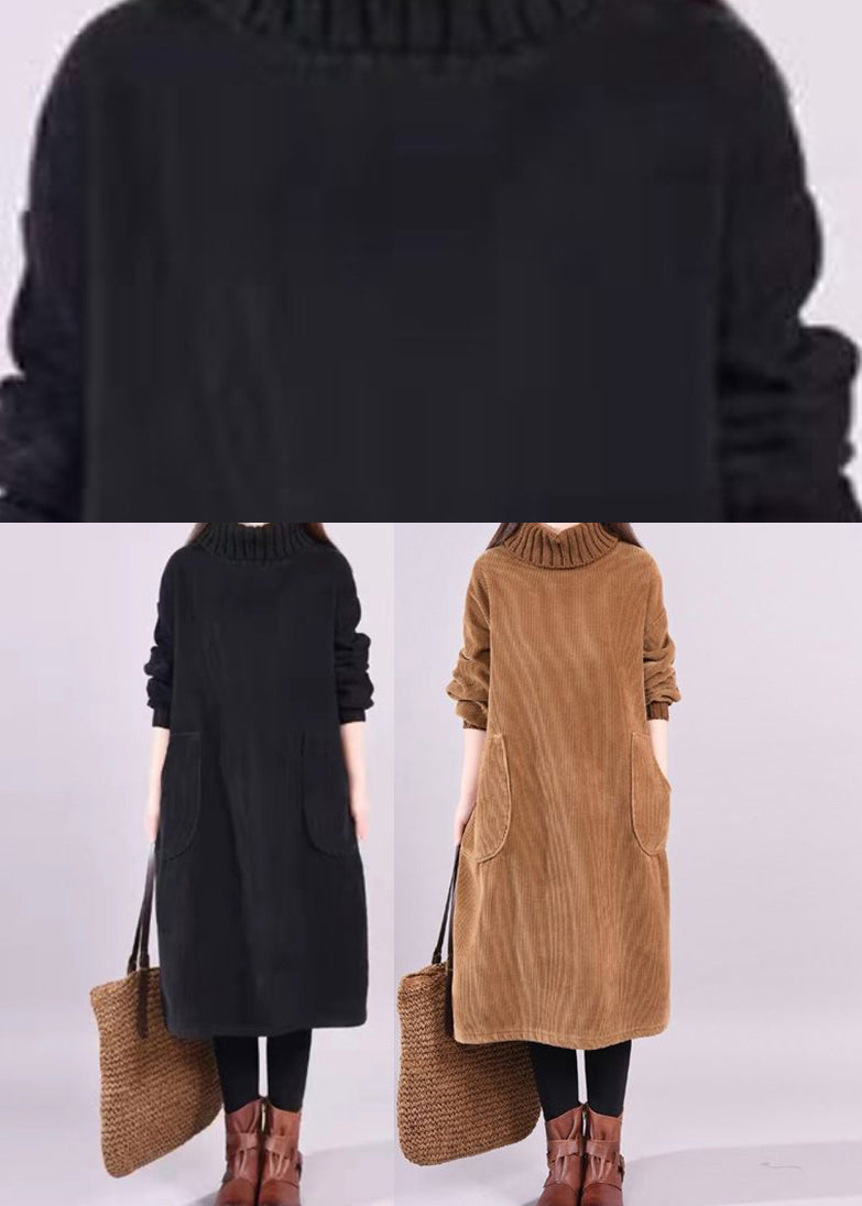 "Kvinnors långärmad patchwork klänning, hög krage, bohemisk stil, brun och svart, manchestertextil, casual chic look"