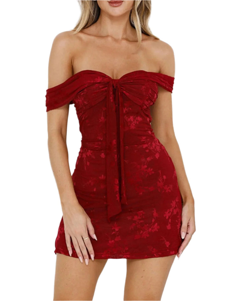 "Kvinnors off shoulder klänning med sweetheart urringning, elegant design i stretchigt material, perfekt för festliga tillfäl