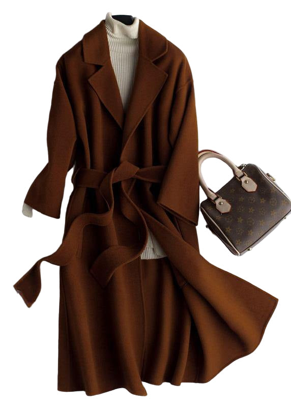 "Kvinnors oversize brun trenchcoat i ullblandning med midjeband; modern stil, elegant och bekväm look."
