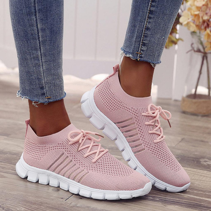 "Kvinnors sneakers med ortopedisk design, flexibel sula och bekväm passform, idealisk för daglig användning och stil."