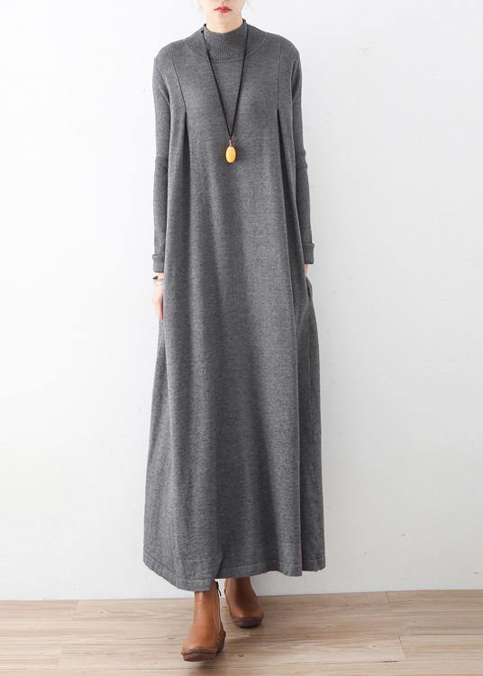 "Kvinnors tunikaklänning med batwing ärmar, elegant design, högnackad, perfekt sommarklänning för stil och komfort."