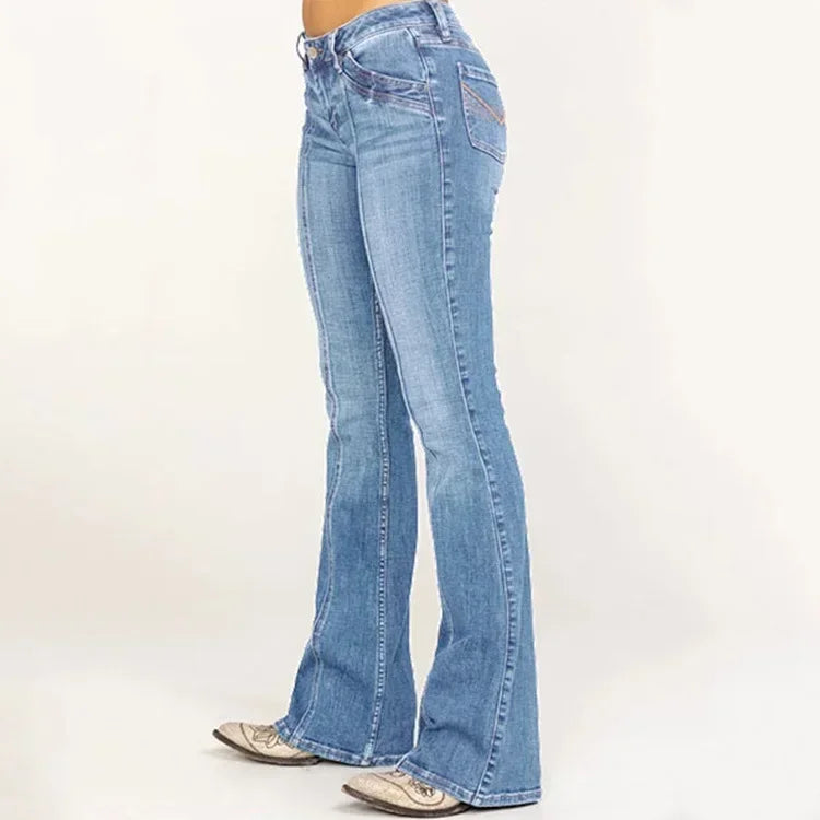 "Kvinnors utsvängda retrojeans med chic stil och bekväm passform, i blå denim med lätt stretch."