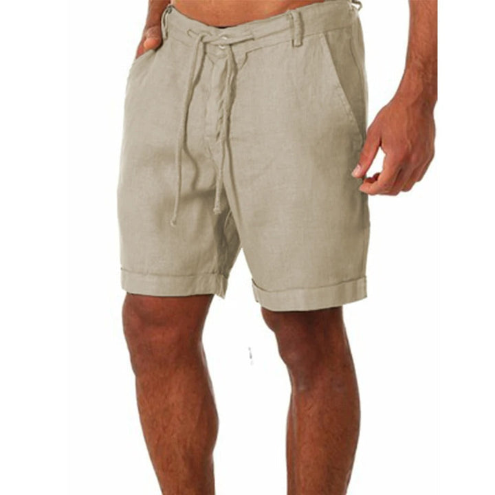 "Linneshorts för män, andningsbart tyg, elastisk midja, elegant snitt, perfekta för sommar och strandaktiviteter."