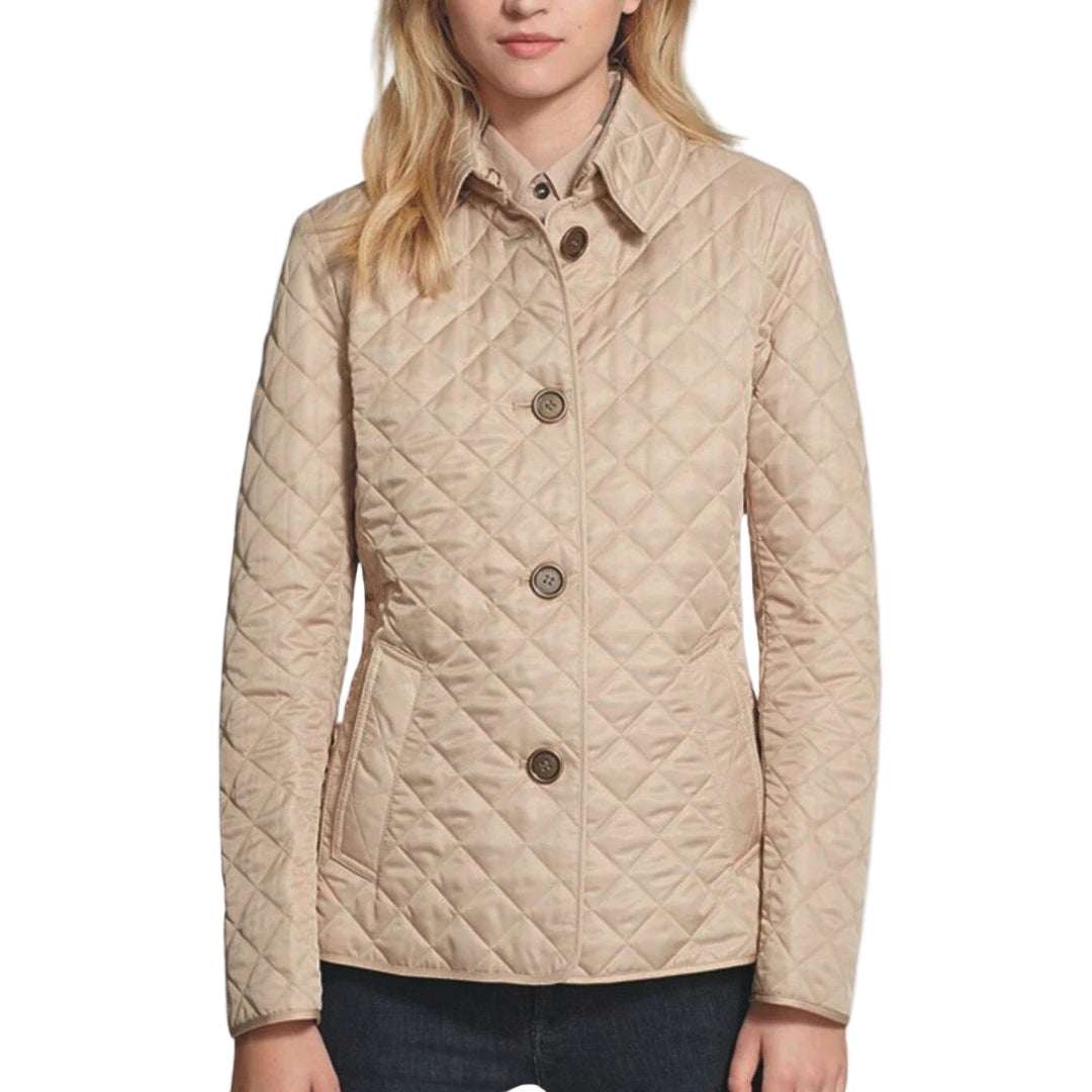 Lätt och andningsbar damjacka med diamantstickning, perfekt för sommaren, i en elegant stil med klassisk knappstängning.