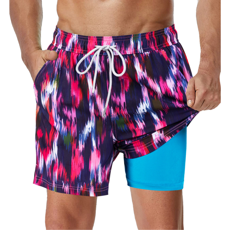 Mörkblå 2-i-1 badshorts för män med stödjande foder, tryckt mönster och djupa sidofickor.