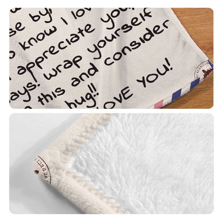 Mjuk flanellfilt med kärleksfulla meddelanden, idealisk present till mamma eller pappa. Perfekt för alla tillfällen.