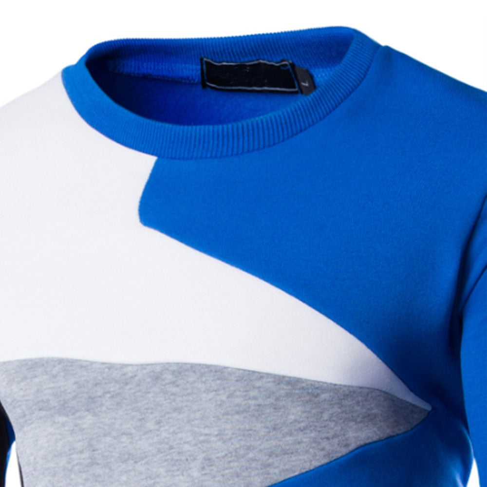 "Mäns crewneck sweatshirt med ribbstickade detaljer, blå färg, mjukt bomullsmaterial, designad för komfort och stil."