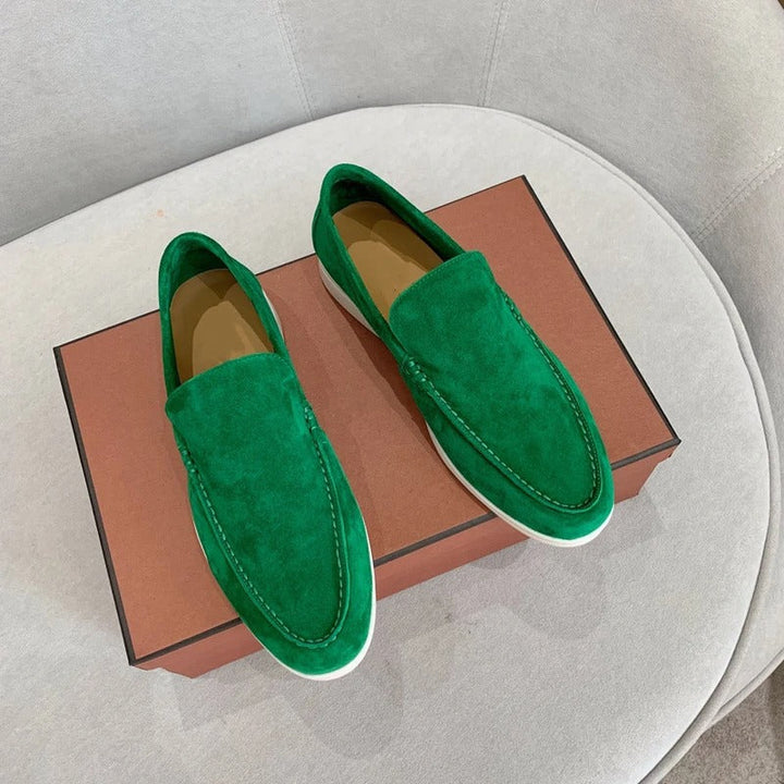 "Mäns mockaloafers i PU-läder, slip-on design, elegant brun färg, perfekt för både formella och avslappnade tillfällen."