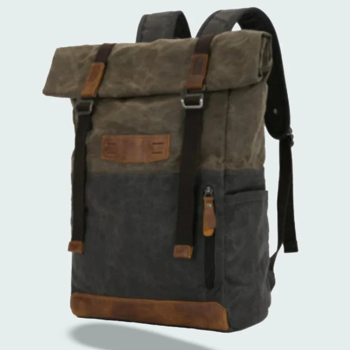 Mäns modern rolltop ryggsäck i slitstark väv, justerbar design, vadderade axelremmar, idealisk för vardag och resor.