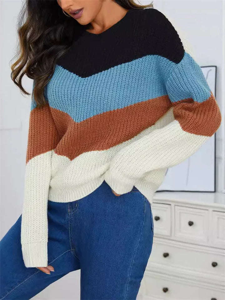 "Randig damtröja med rund hals i mjuk bomullsmix, tidlös design, bekväm och elegant, perfekt för alla tillfällen."