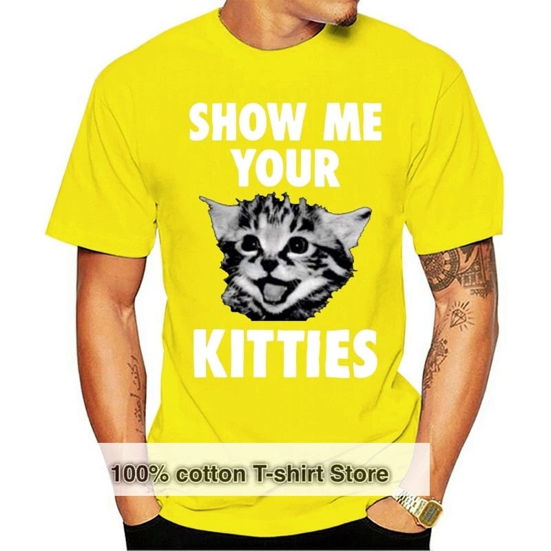 Herr T-shirt med kattmotiv "Show Me Your Kitties" i vintage-stil, tillgänglig i flera färger för kattälskare.