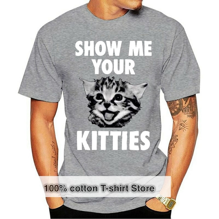 Herr T-shirt med kattmotiv "Show Me Your Kitties" i vintage-stil, tillgänglig i flera färger för kattälskare.