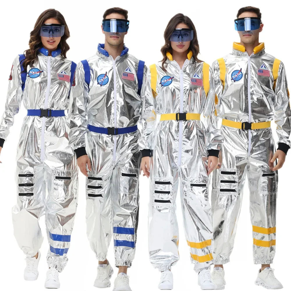 Silverfärgad unisex astronautdräkt med rymdtema, glänsande yta och autentiska detaljer som emblem och dragkedjor.