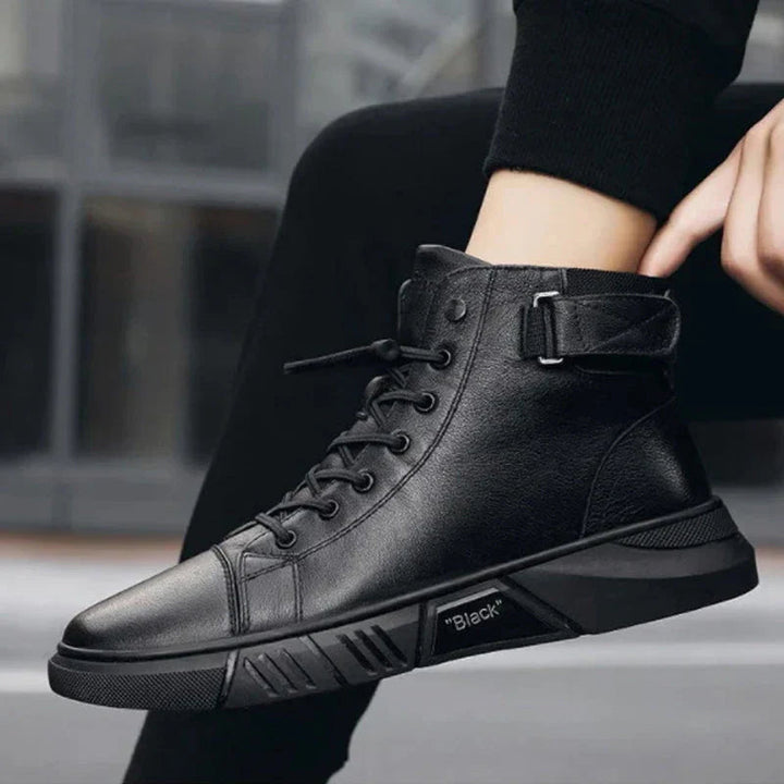 "Snygga herrsneakers i urban streetwear-stil med andningsaktiv design och mångsidiga färger, perfekt för stadsmiljö."
