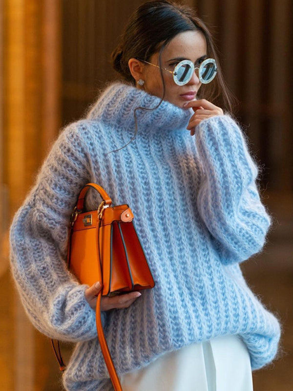 "Stickad damtröja med långa ärmar, mjuk polyester, pastellfärger, elegant funnel neck, idealisk för höst och vinter."