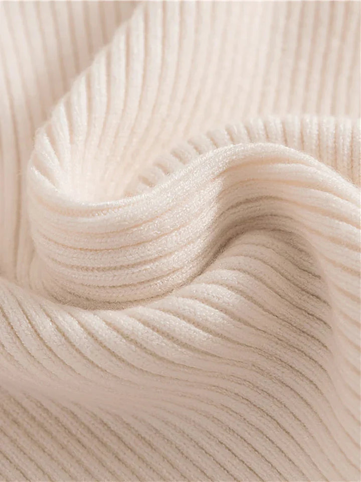 "Stickad damturtleneck tröja i mjuk material, perfekt för höst och vinter; elegant design för både vardagliga och formella st