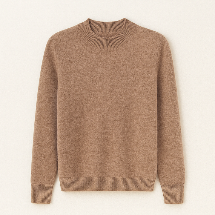 "Stickad tröja för kvinnor i mjukt naturfiber, perfekt för alla årstider med tidlös design och behaglig passform."