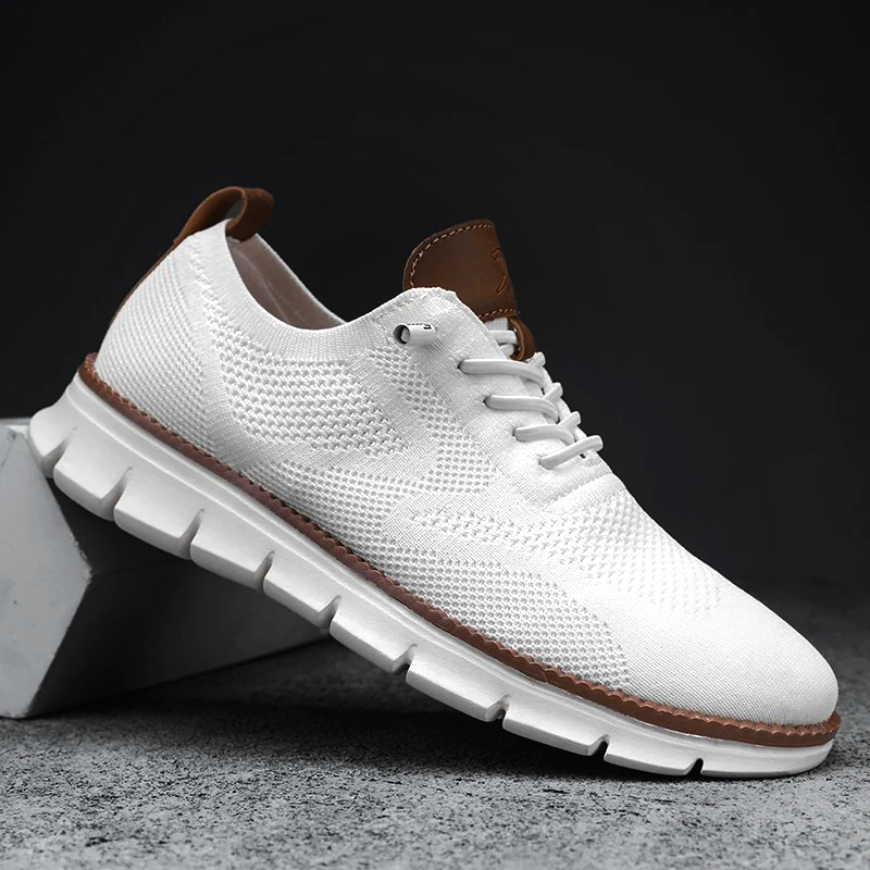 "Stilrena herr urban sneakers i syntetiskt material, svarta, med andningsbar design för maximal komfort och hållbarhet."