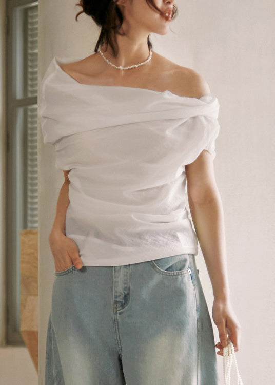 "Svart dam u-ringad t-shirt, mjuk och ledig stil, snygg för dagligt bruk. Perfekt för varje kvinnas garderob."