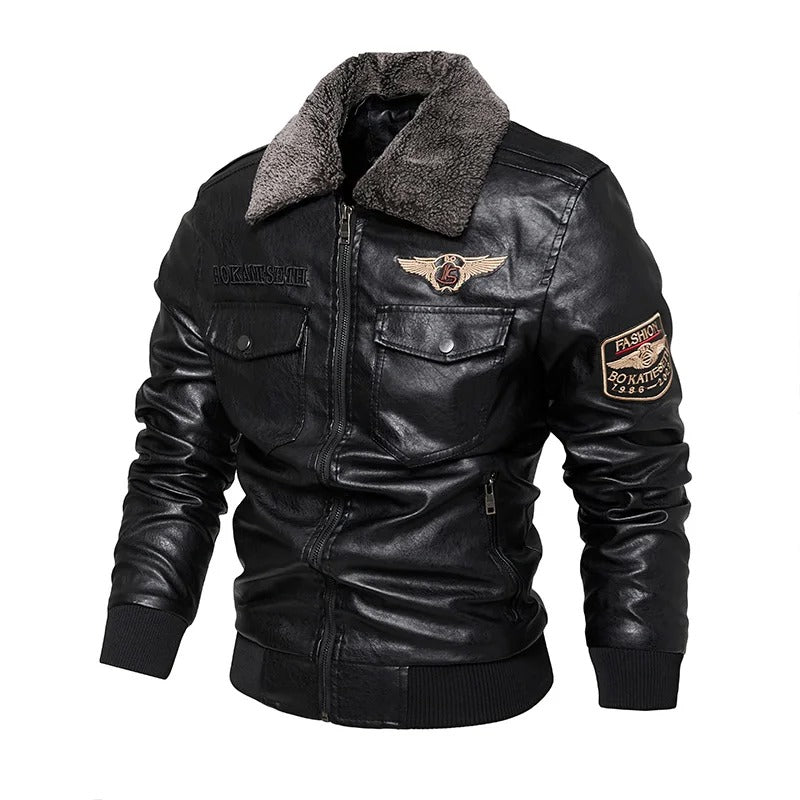 Herr vinter bikerjacka i kaffe-PU-läder med isolerat foder och broderade detaljer, stilren och hållbar design.