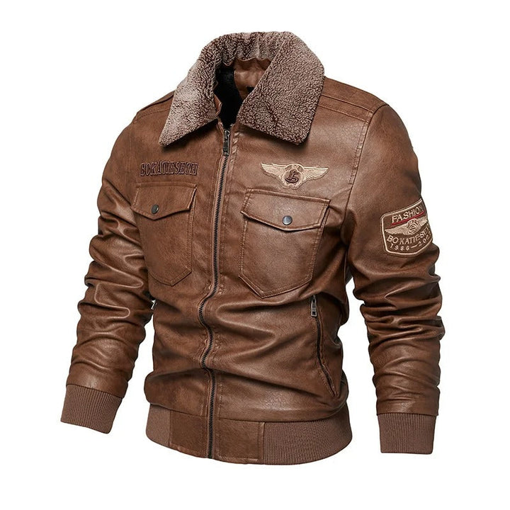 Herr vinter bikerjacka i kaffe-PU-läder med isolerat foder och broderade detaljer, stilren och hållbar design.
