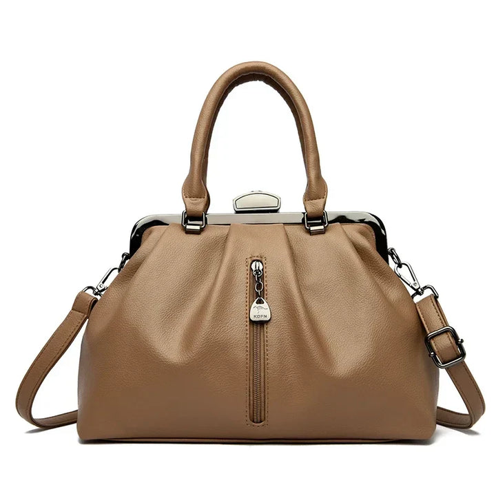 "Trendig dam crossbody väska av PU-läder i beige med justerbar axelrem, elegant design och praktisk storlek."