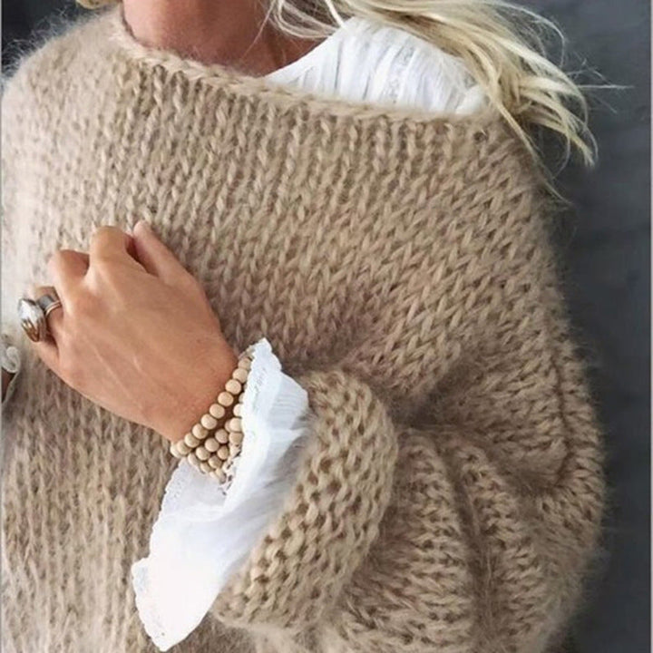 "Trendig damtröja med stickad design i mjuk bomull-akryl, elegant och varm, perfekt för alla säsonger."