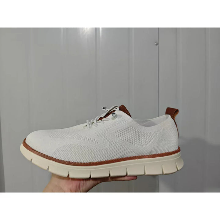 "Trendiga herrsneakers i flera färger, stilren design, anpassningsbara för komfort och mångsidiga användningsområden."