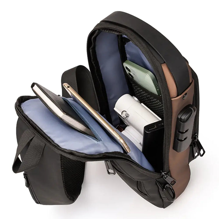 "USB-laddning crossbody väska för män, stilfull med flera fickor i slitstarkt, vattenavvisande PU-läder."