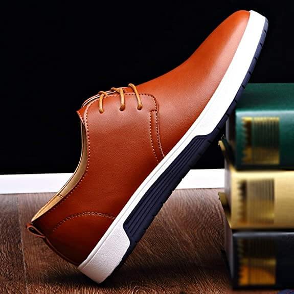 "Ultralätta Oxford herrskor i svart PU-läder, elegant design med snörning, perfekt för både formella och casual tillfällen."