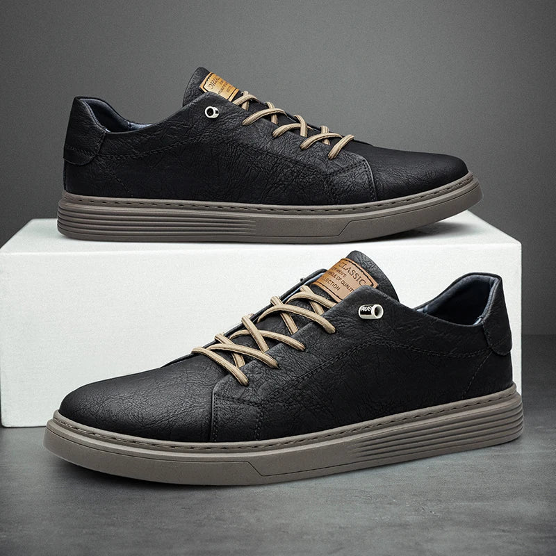 Unisex sneakers i veganskt material, neutral färgpalett, idealiska för varje tillfälle, med slitstark gummisula.