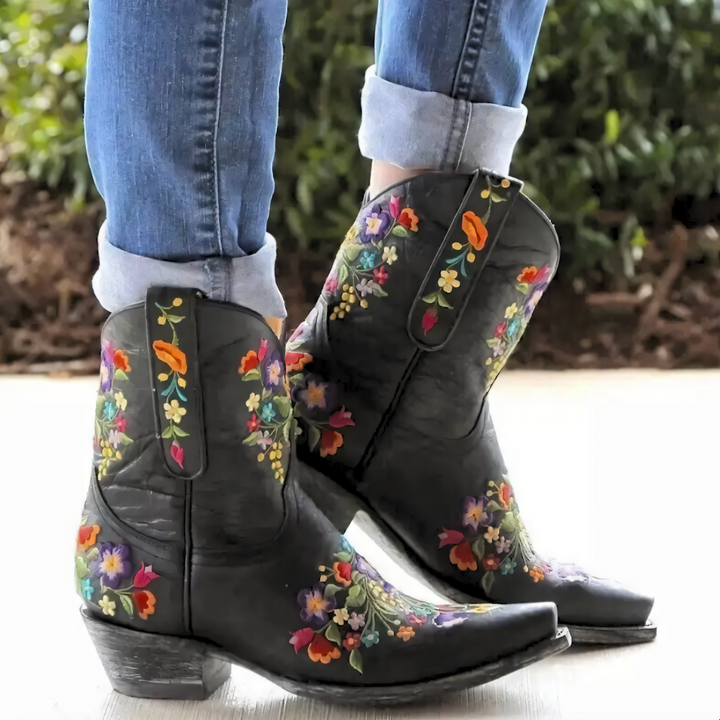 "Väderbeständiga damstövlar i vintage-läderstil, eleganta cowgirl design, brun PU-läder, robust sula, bohemisk look"