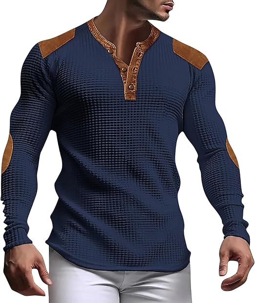 "Våfflad Herr Henley Skjorta i grått, långärmad och andningsbar. V-ringad design, idealisk för alla säsonger."