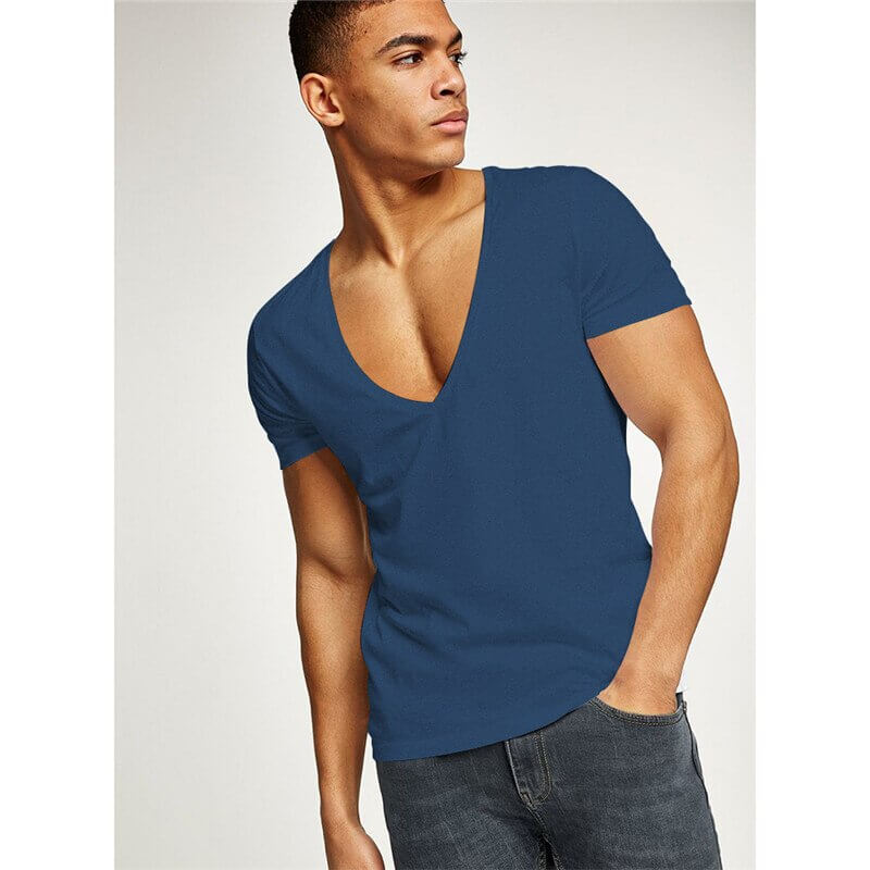 "V-hals T-shirt herr i bomullsblandning, slank passform, grå färg, stilig och bekväm för vardagen."