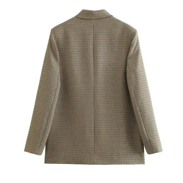 "Vintage rutig damkavaj med dubbelknäppning, tidlöst rutmönster, elegant skräddarsydd passform, kvinnor blazers mode."