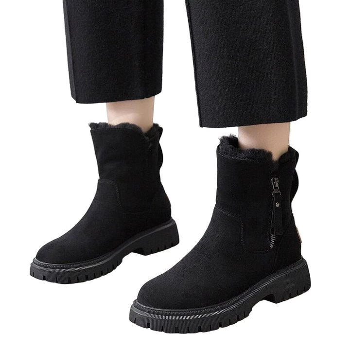 "Vinterstövlar för kvinnor med varmt foder och halkfri sula, chic brun design, perfekt för kallt väder och säkerhet."
