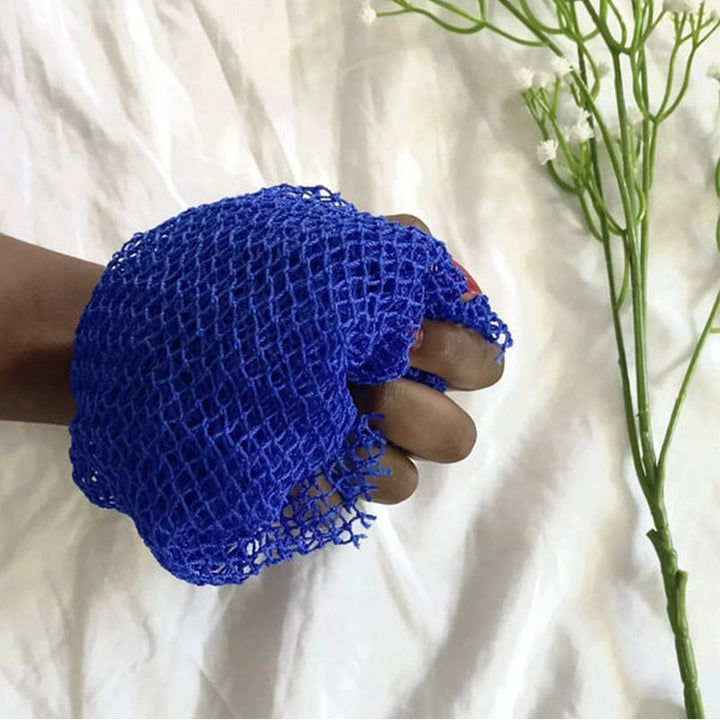 "Afrikanskt exfolieringsnät i nylon, blått, grovmaskigt för effektiv hudvård. Perfekt för hela kroppen, även svåråtkomliga om