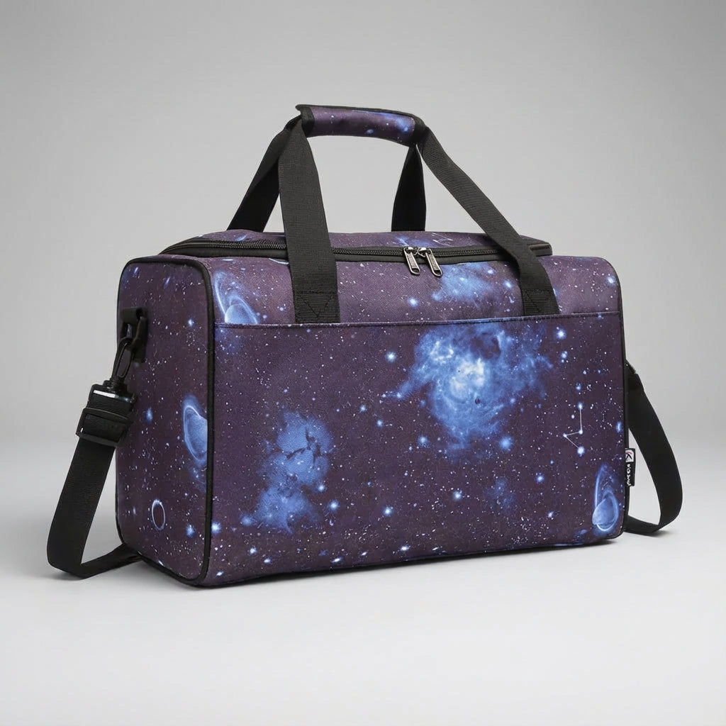 Rymlig Airlite weekendväska, perfekt som handbagage. En funktionell väska för din resa.