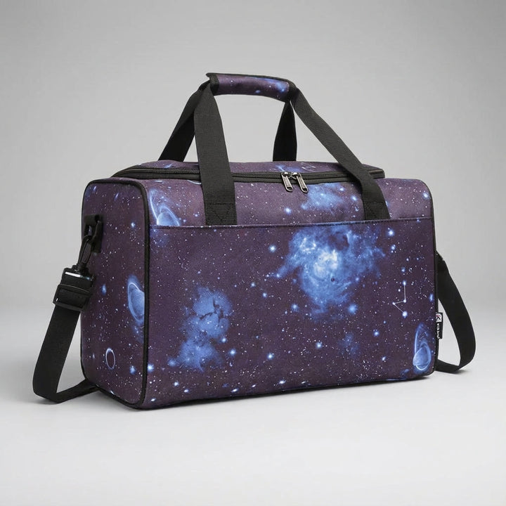Rymlig Airlite weekendväska, perfekt som handbagage. En funktionell väska för din resa.
