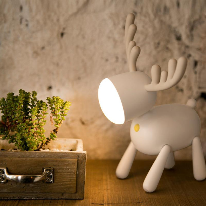 "Älg nattlampa för barnrum, 360-graders justerbar, vit och mjuk belysning, bärbar bordslampa, med trendig design."