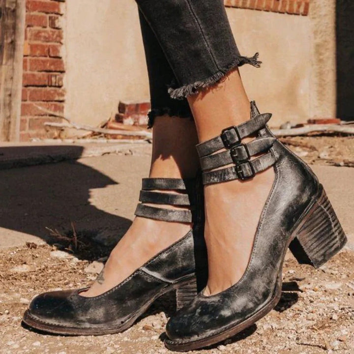 Amalia pumps med fokus på den halkfria sulan, bekväma klackskor för hela dagen.