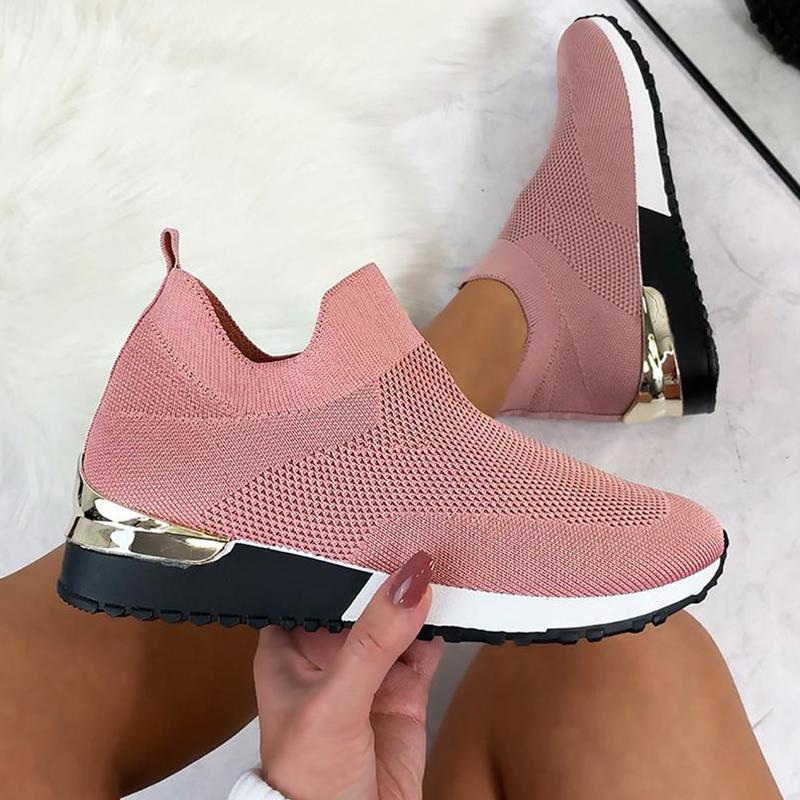 "Andas lättviktiga damskor med mesh och gummisula, elastisk slip-on design, perfekt för daglig komfort."
