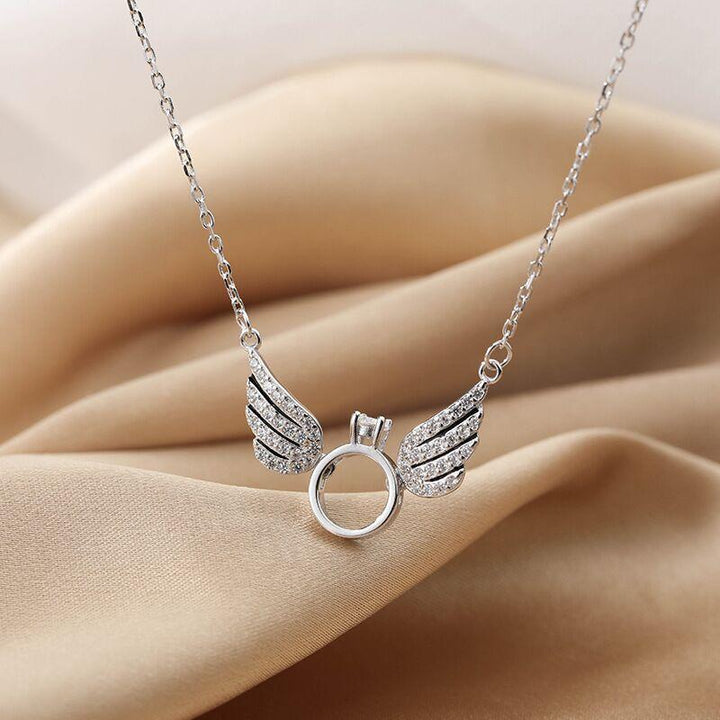 "Ängelvinge halsband för kvinnor, silver och guld, med flytande diamant, elegant änglavingeform, justerbart 45-50 cm"