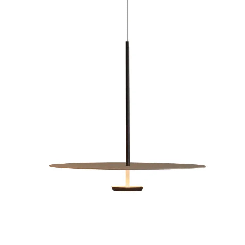 Exklusiv ArcLumi hänglampa med integrerad LED. En minimalistisk designlampa för en modern och stilren interiör.