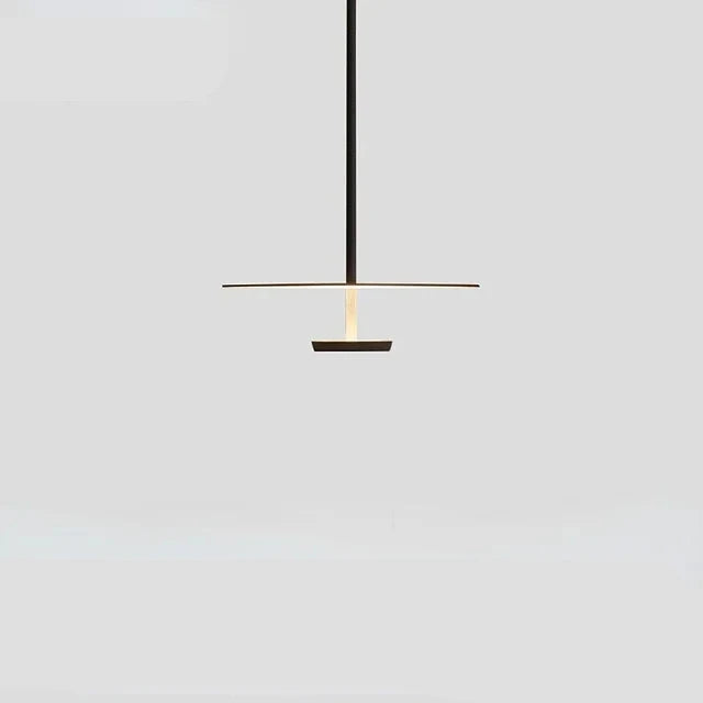 Modern ArcLumi LED-taklampa. Passar perfekt som hänglampa i vardagsrum, matsal eller över köksön.