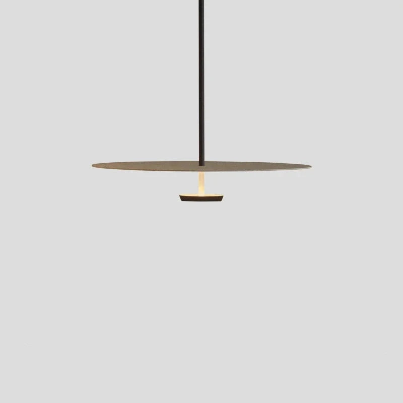 ArcLumi modern hänglampa med integrerad LED-belysning. Ger ett behagligt och energisnålt ljus till ditt rum.