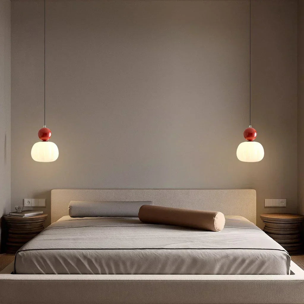 Elegant Art Deco taklampa med LED, justerbar för optimal inomhusbelysning.